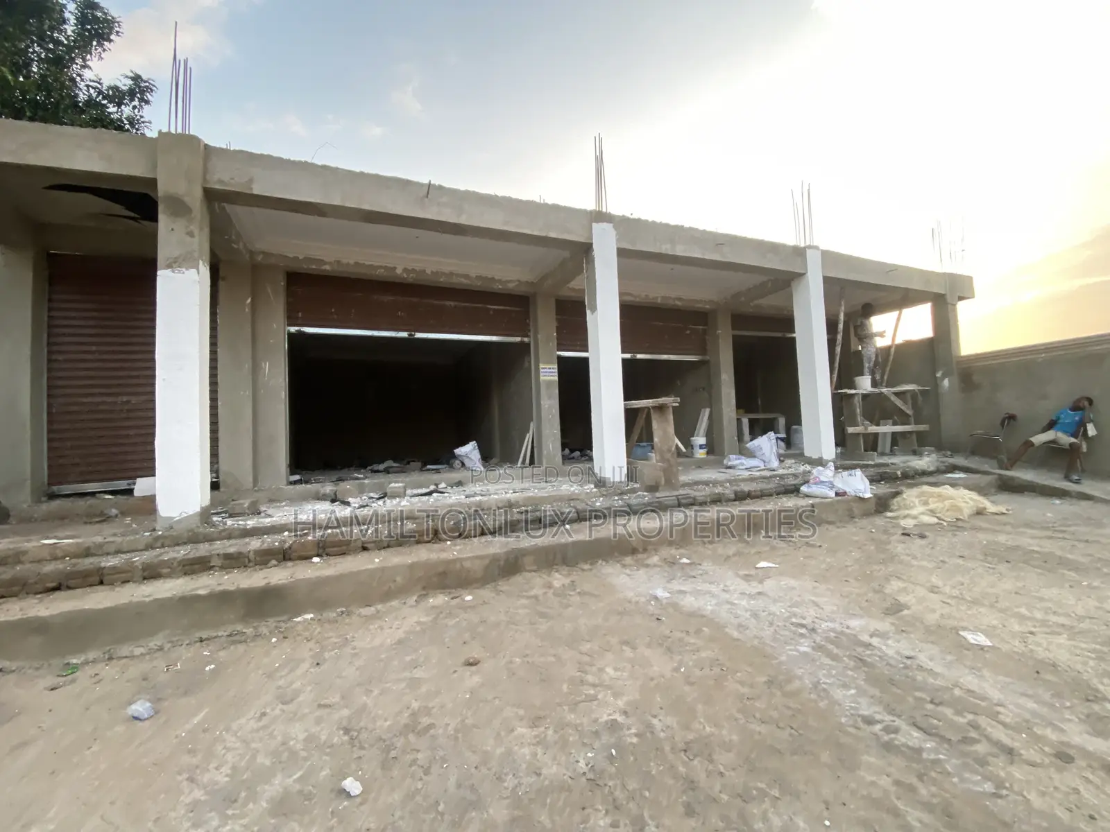 Shop for Rent in Botwe