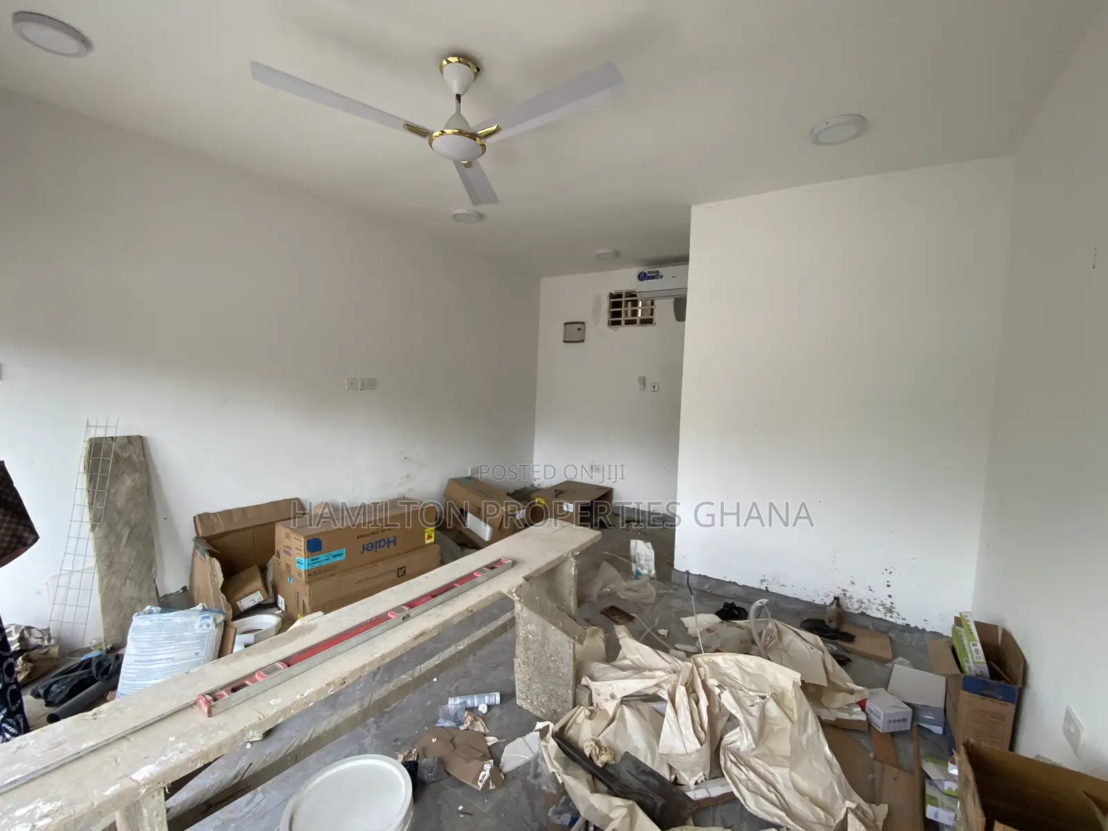 Shop for Rent in East Legon