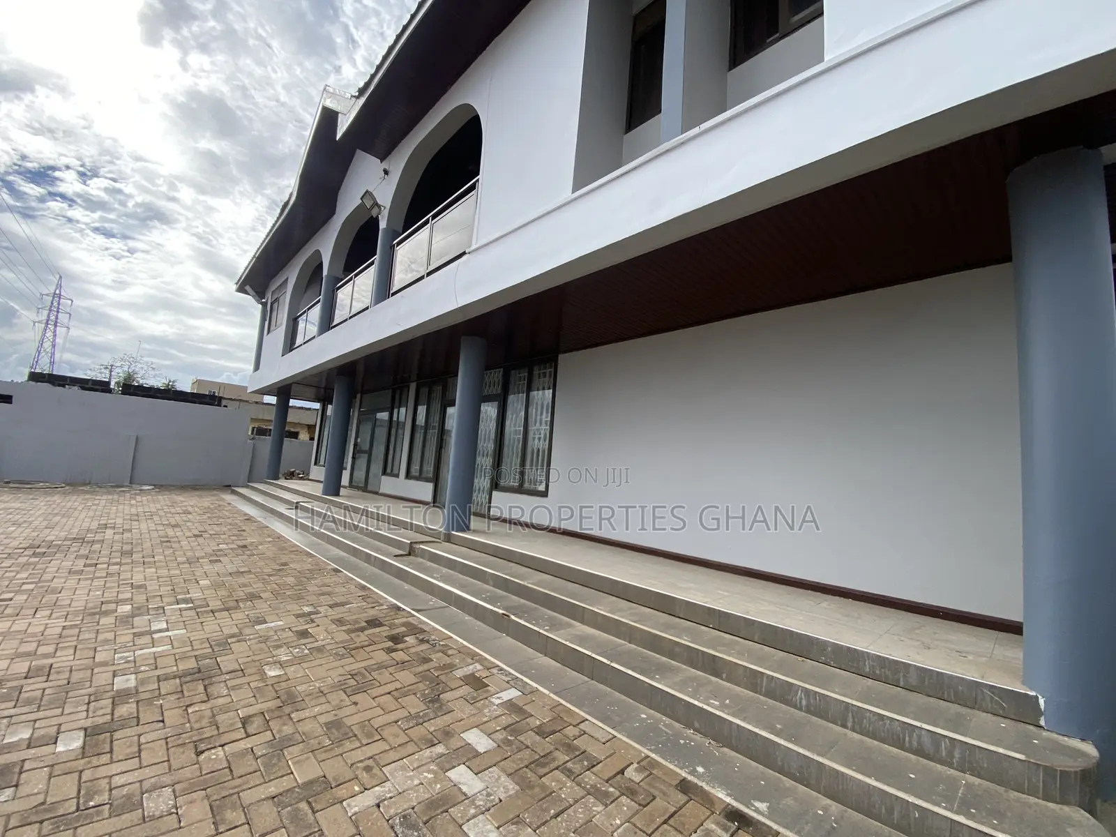 Spacious Huge Shop for Rent East Legon