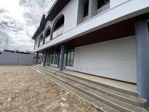 Spacious Huge Shop for Rent East Legon