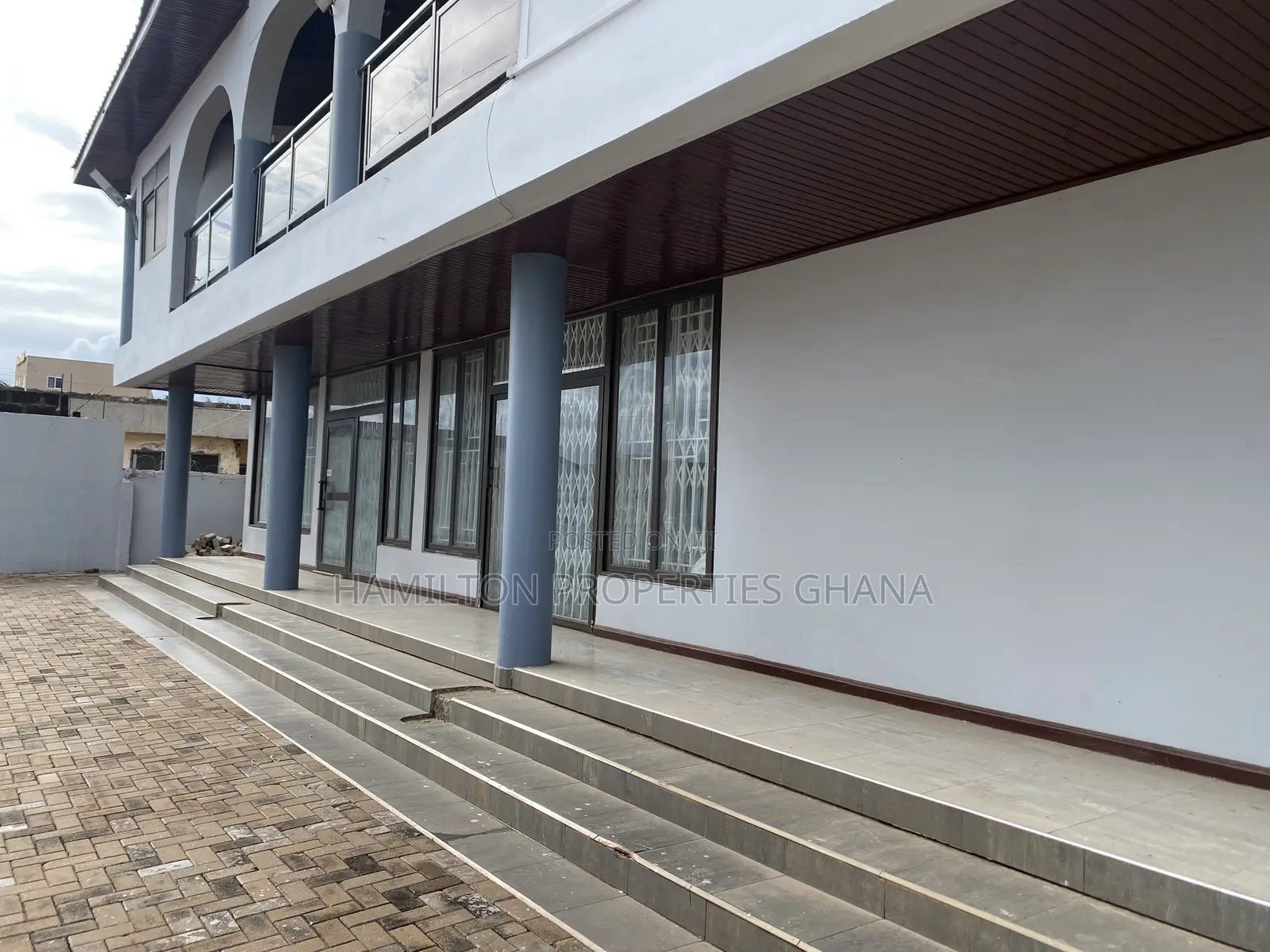 Spacious Huge Shop for Rent East Legon