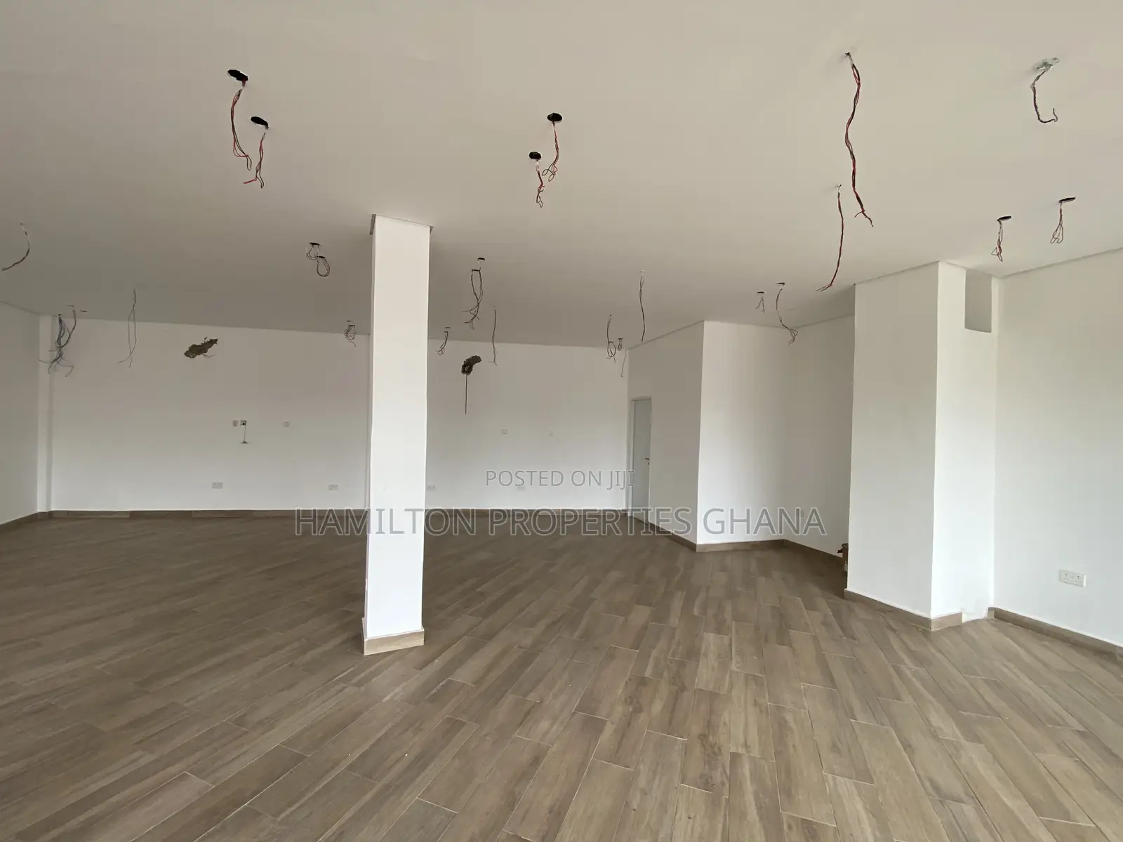Double Shop for Rent Adjiringanor