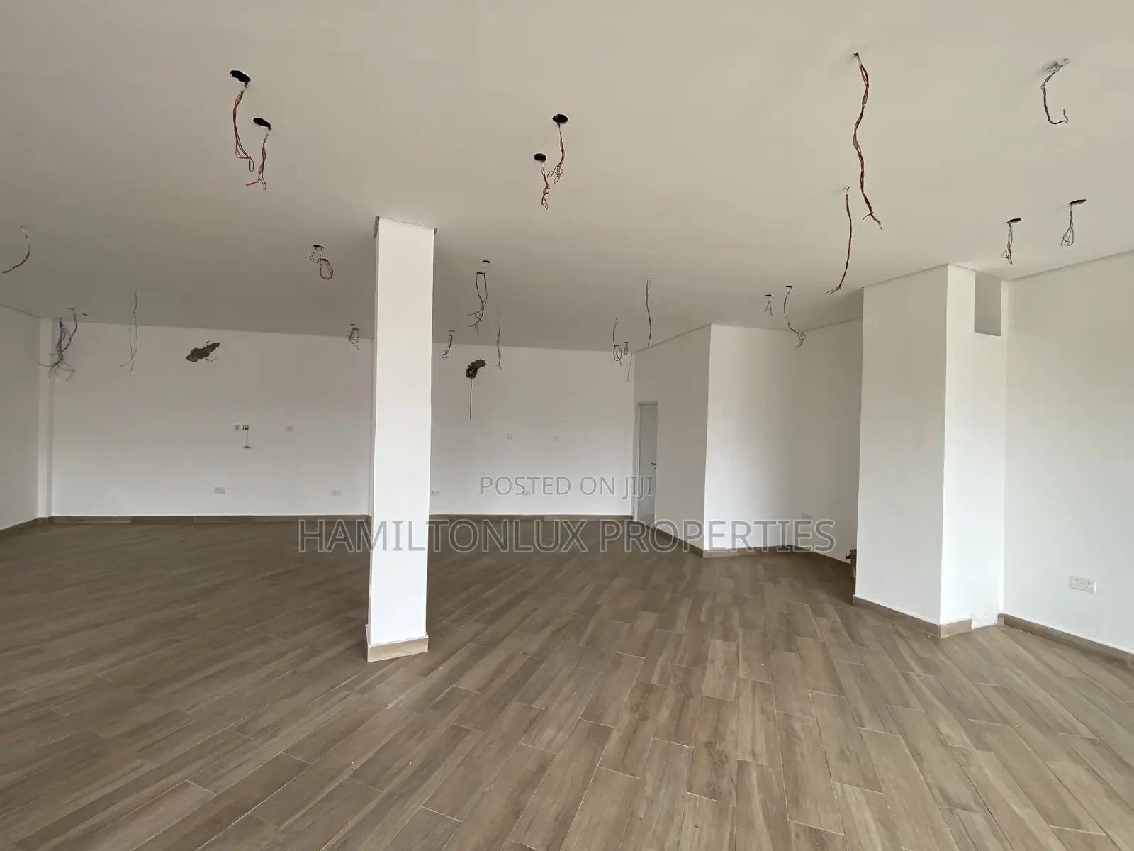 Double Shop for Rent Adjiringanor
