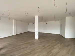 Double Shop for Rent Adjiringanor