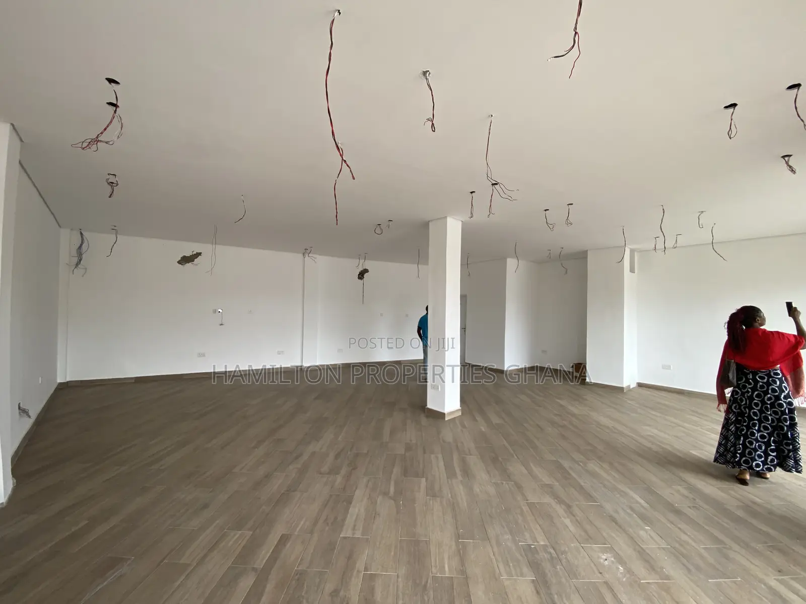 Double Shop for Rent Adjiringanor
