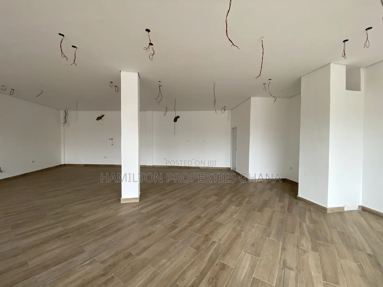 Double Shop for Rent Adjiringanor
