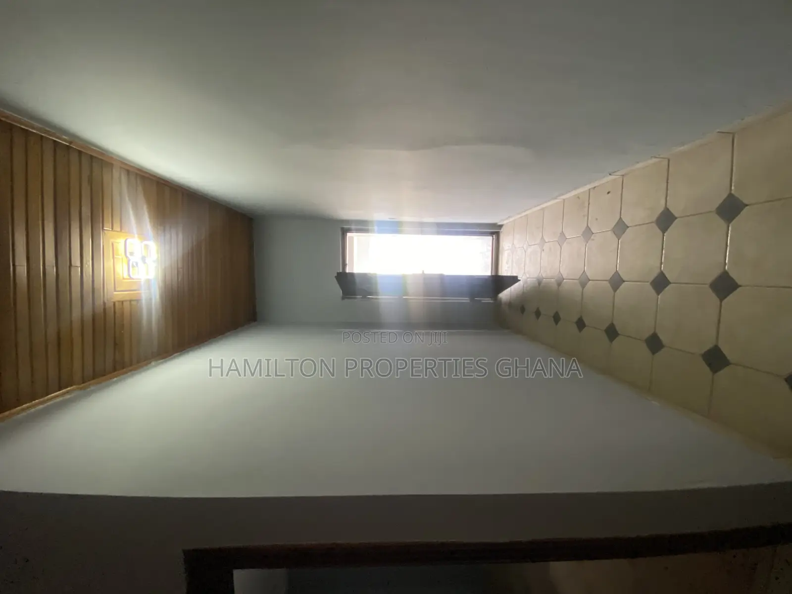 5bdrm House in School Junction, Ashaley Botwe for rent