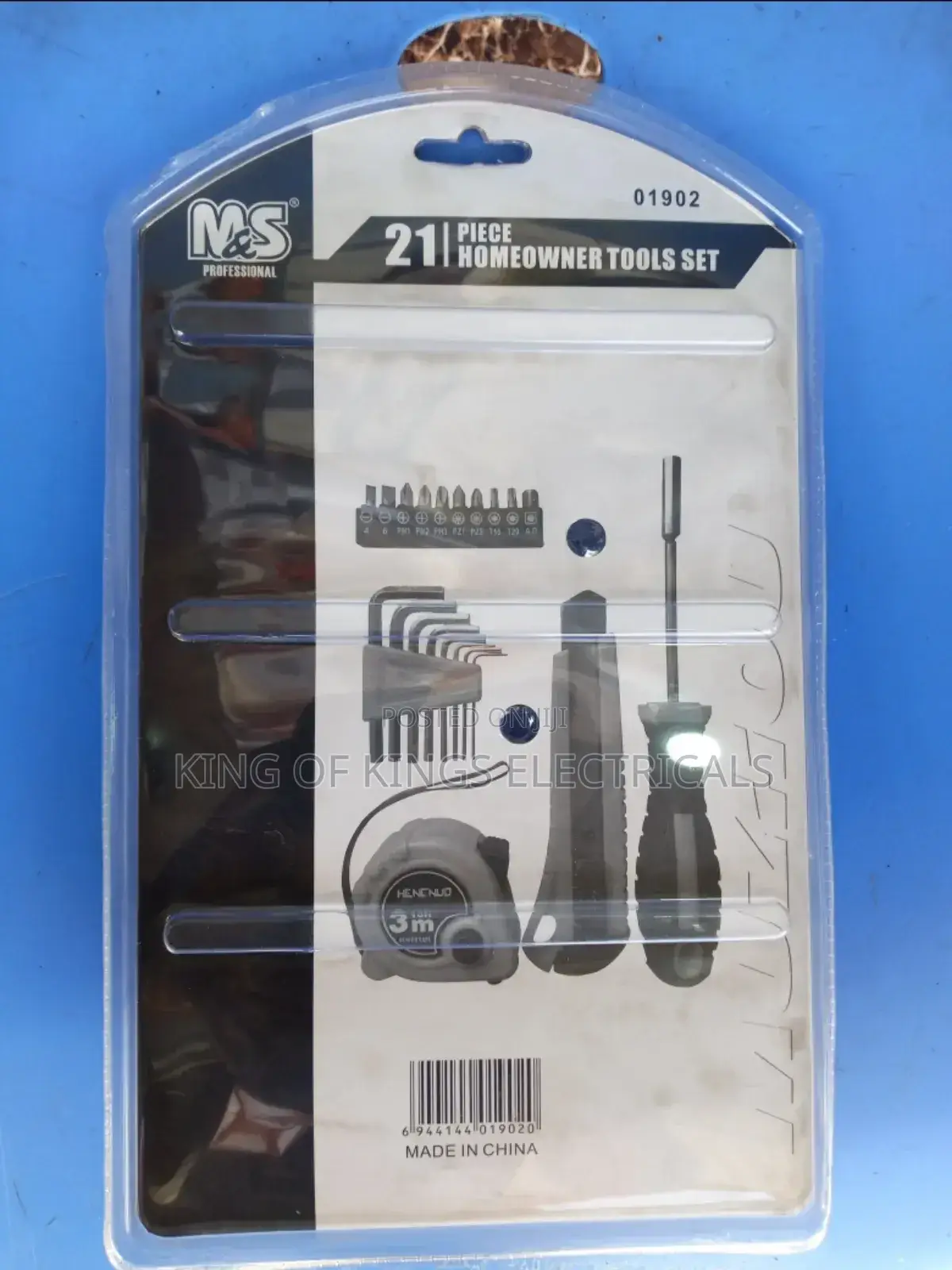 21 Piece Homeowner Tools Set.