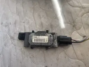 Ford Escape Radiator Fan Board