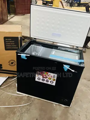 Check Quality 200l Singledoor RCF-2530-1a Rainbow Chestfreezer