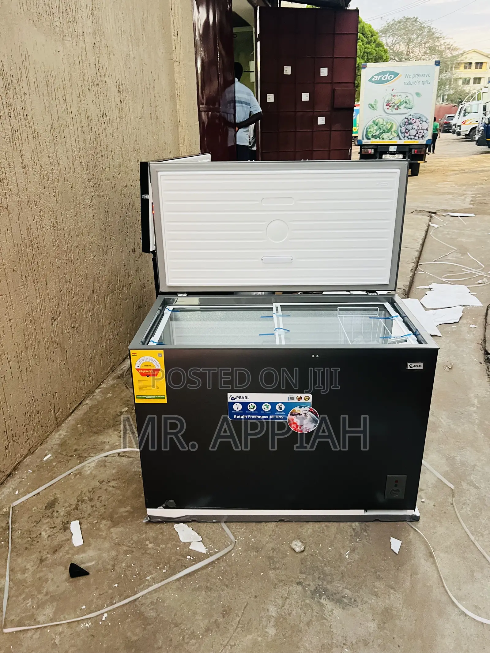 Fresh in Box Pearl PCF-3610oc-13m 299ltrs 1 Door Electric Freezer.