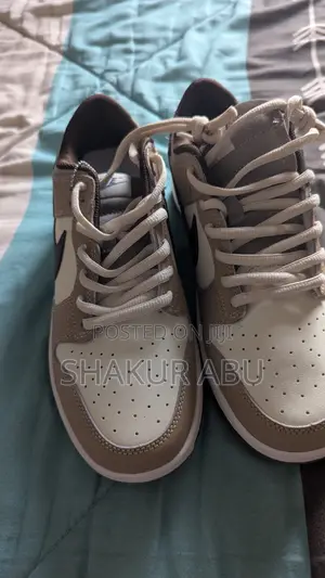 Nike Dunk Low