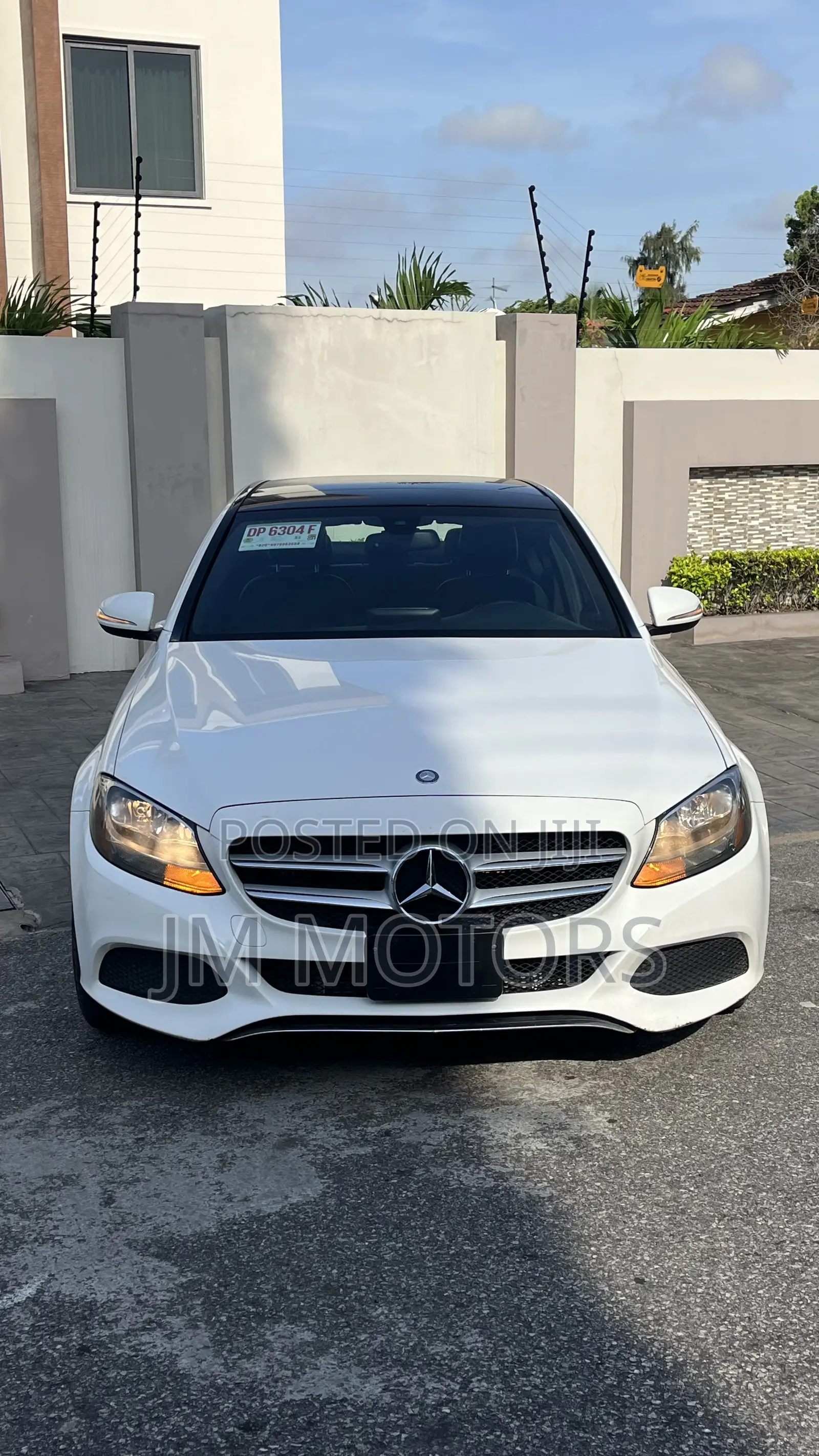 Mercedes-Benz C300 Luxury 4dr AWD 4Matic Sedan (2.0L 4cyl 7A) 2015