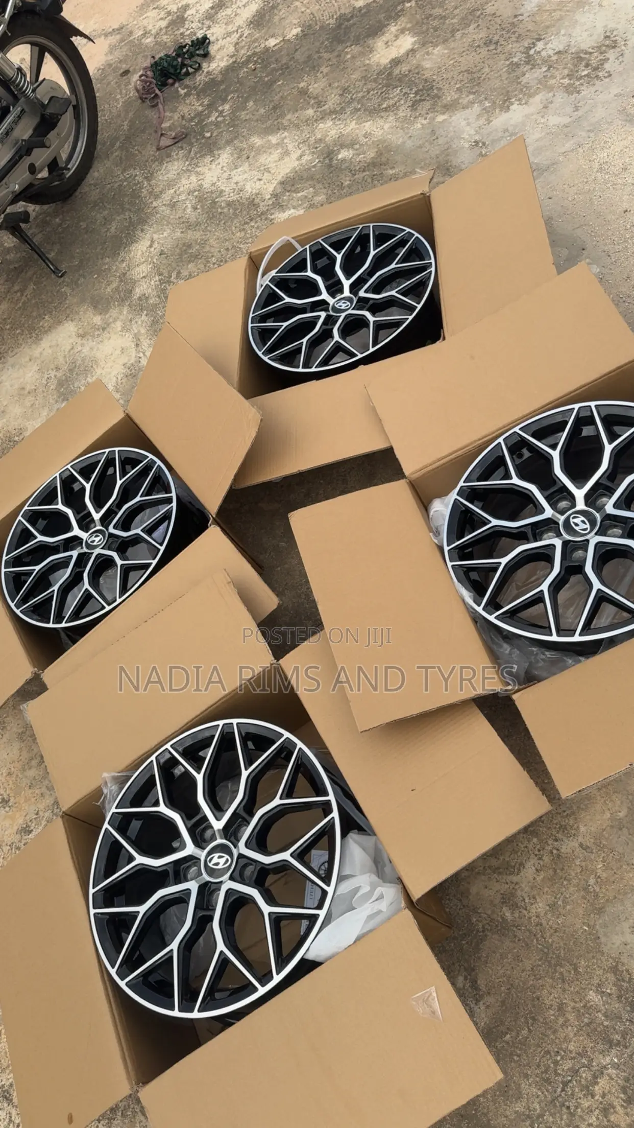 Elantra Rims Set