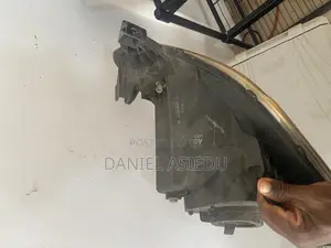 Honda CRV Headlights R-Right Headlights 2004 to 2006