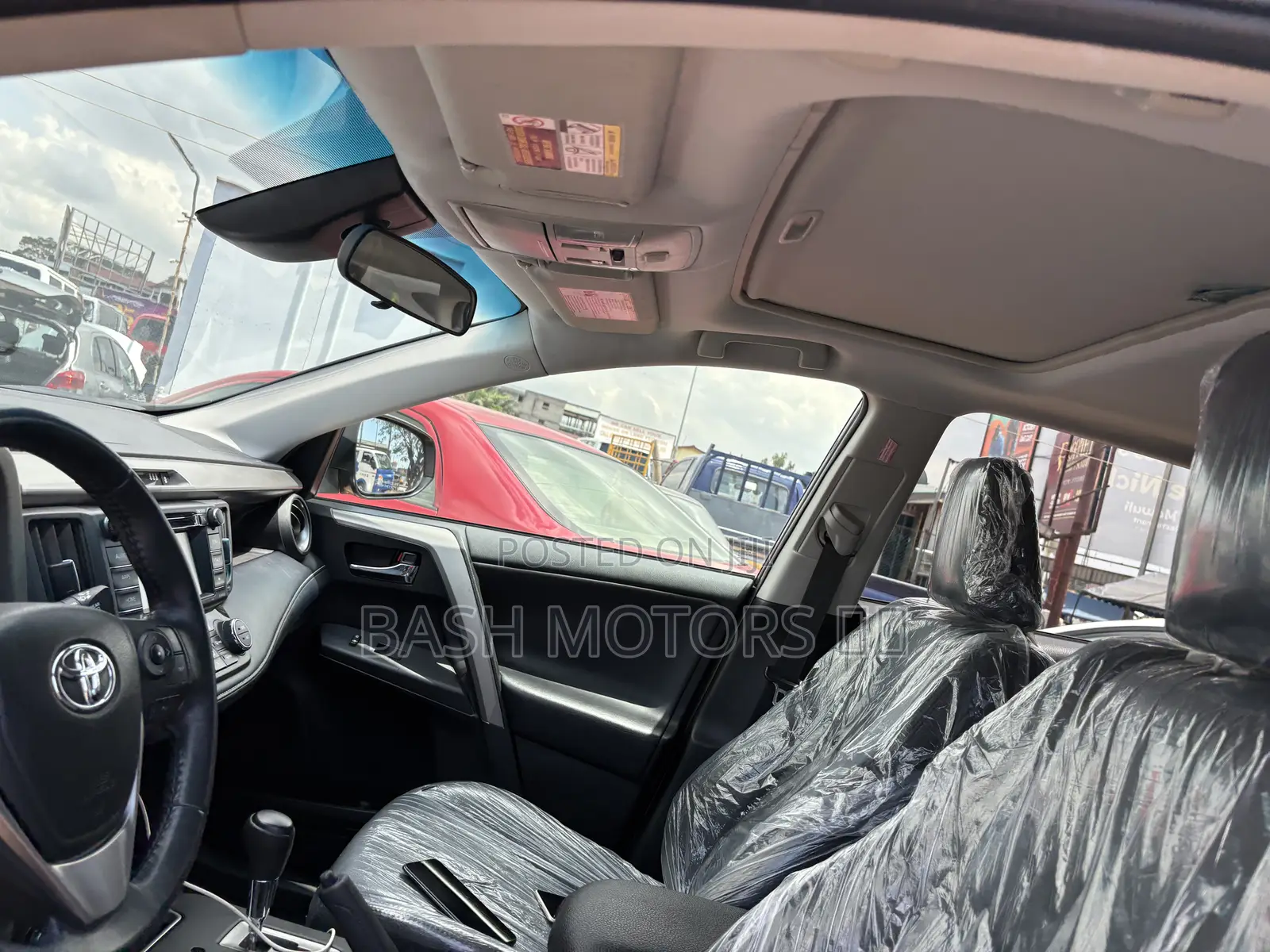 Toyota RAV4 Limited 4dr SUV (2.5L 4cyl 6A) 2018 Gray