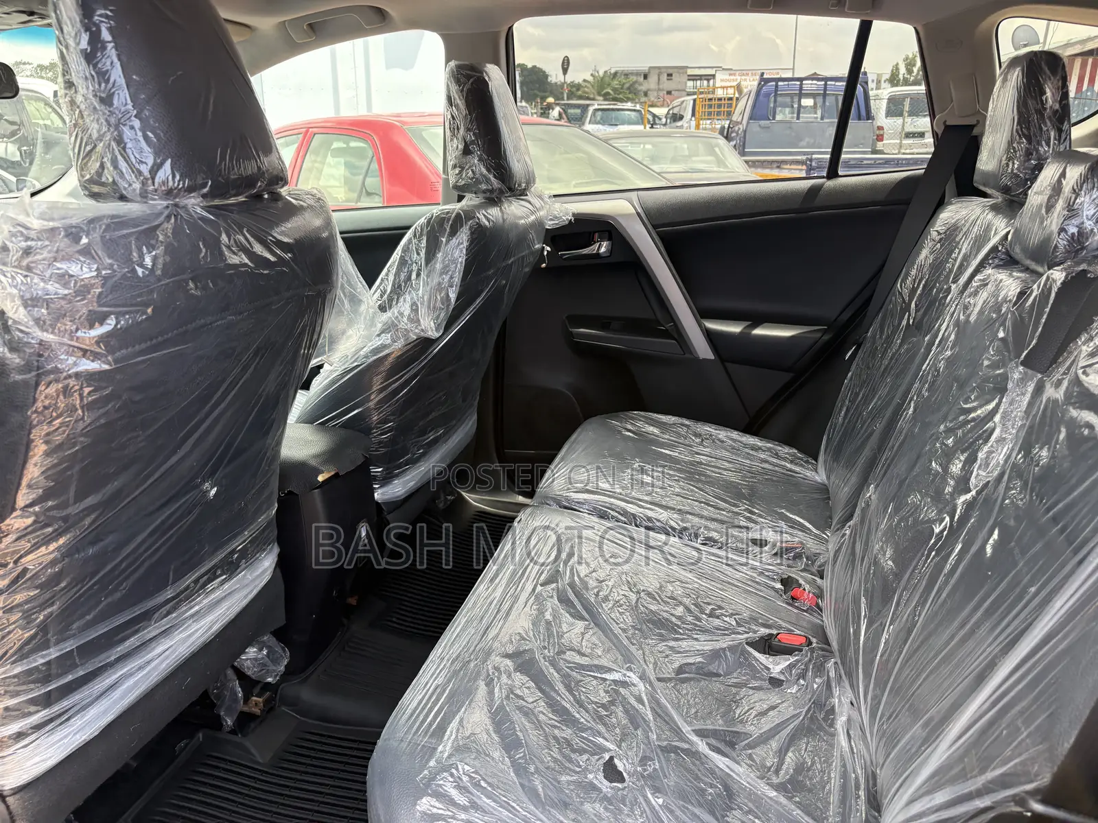 Toyota RAV4 Limited 4dr SUV (2.5L 4cyl 6A) 2018 Gray