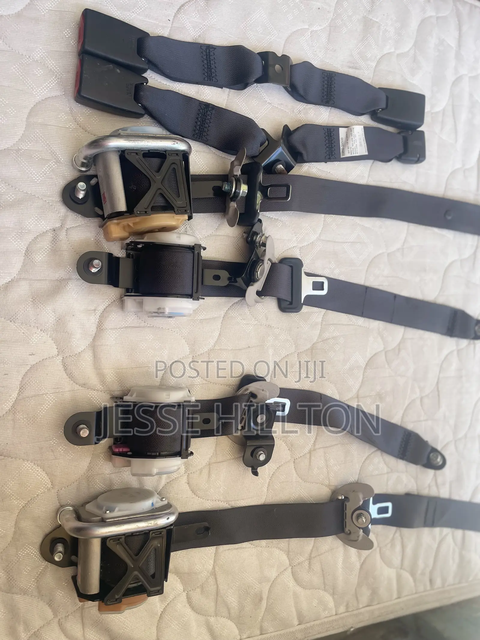 Kia Sportage Complete Seat Belts