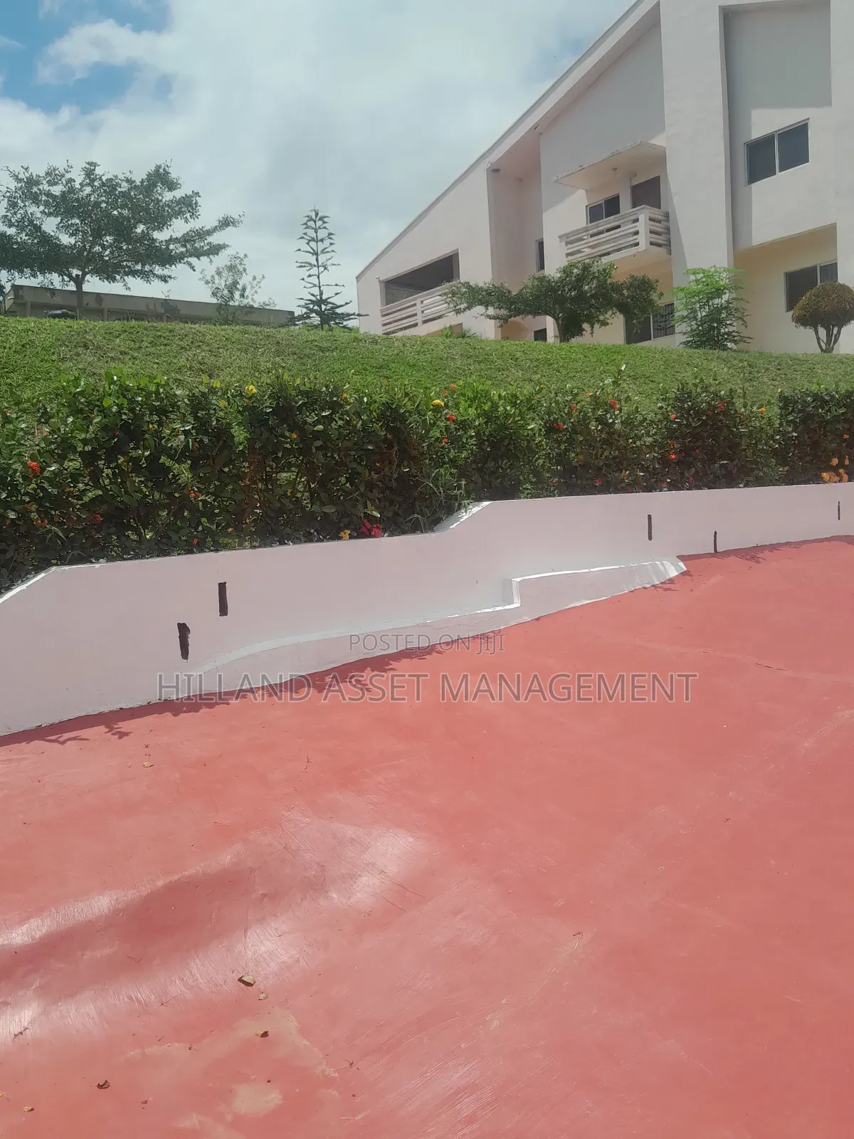 8bdrm House in Takoradi for sale