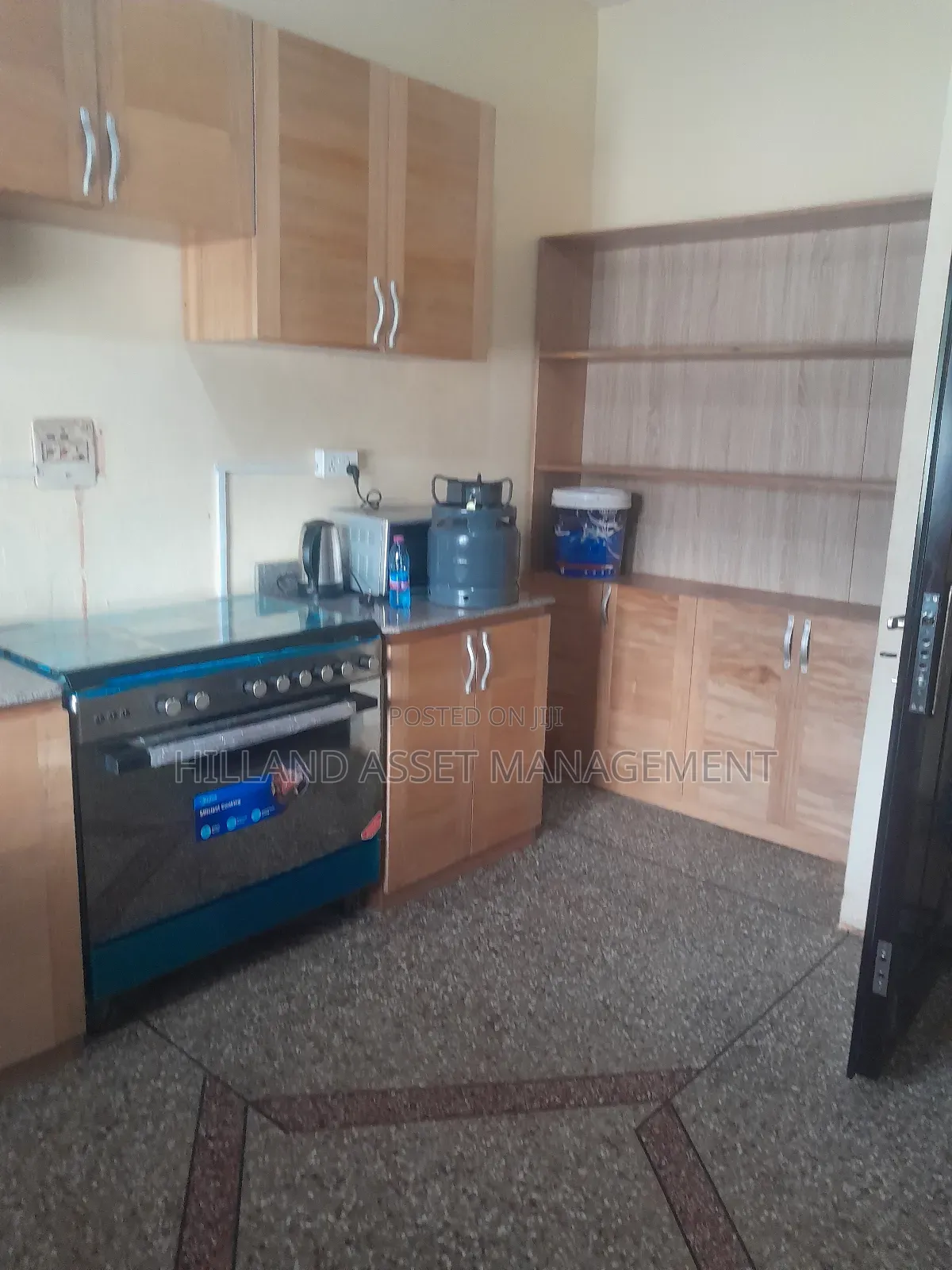 8bdrm House in Takoradi for sale