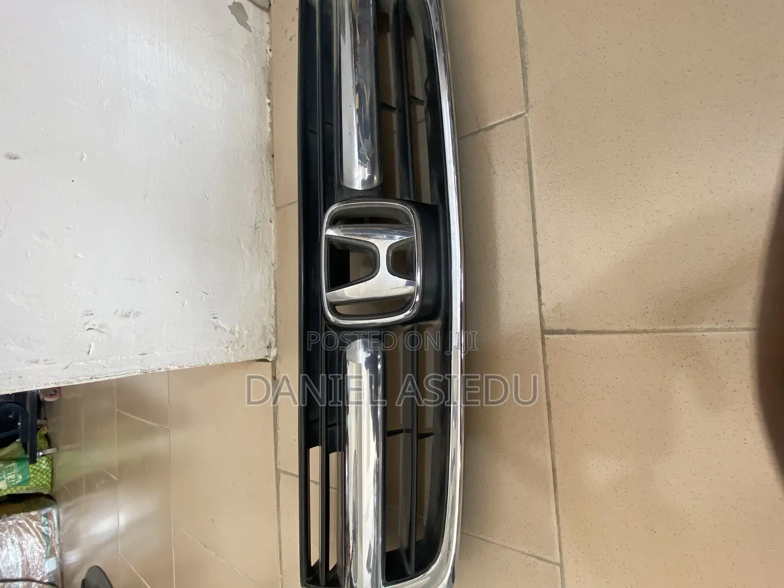 Honda CRV Front Bumper Top Grille