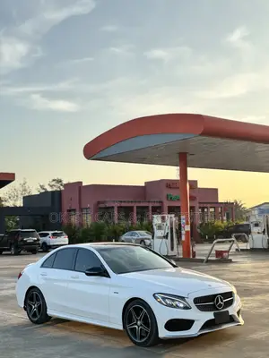 Mercedes-Benz C43 4Matic Sedan AWD (3.0L V6 9AM) 2017 White