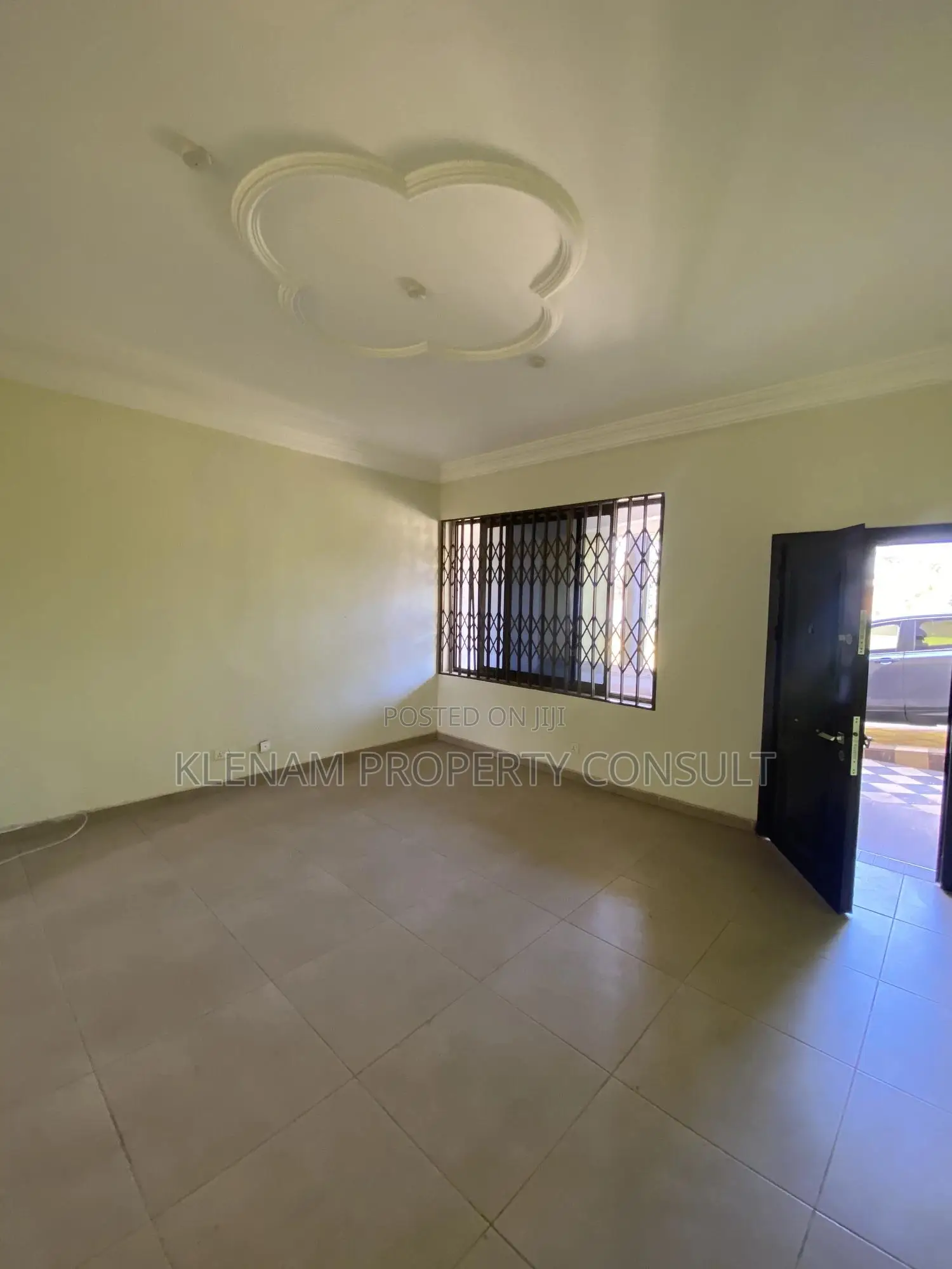 3bdrm Apartment in Zero for rent