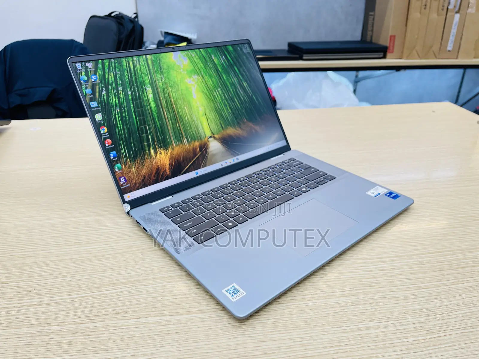 New Laptop Dell Inspiron 16 Plus 7640 16GB Intel Core Ultra 7 SSD 1T