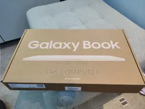 New Laptop Samsung Galaxy Book4 16GB Intel Core Ultra 7 SSD 512GB