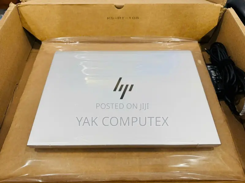 New Laptop HP 16GB AMD Ryzen 5 SSD 1T