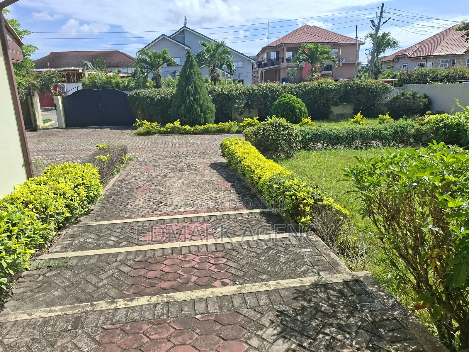4bdrm House in West Land, Police Station for sale
