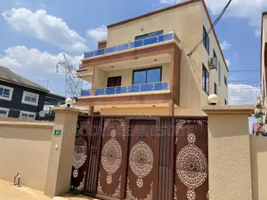 4bdrm Maisonette in Godys, Oyarifa for sale
