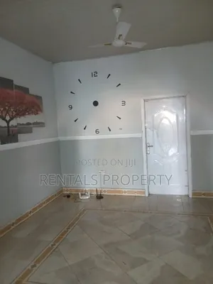 3bdrm Apartment in Ashaley Botwe for rent