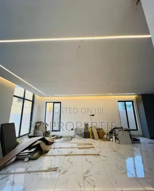 5bdrm Duplex in Kb Properties, Adjiriganor for sale