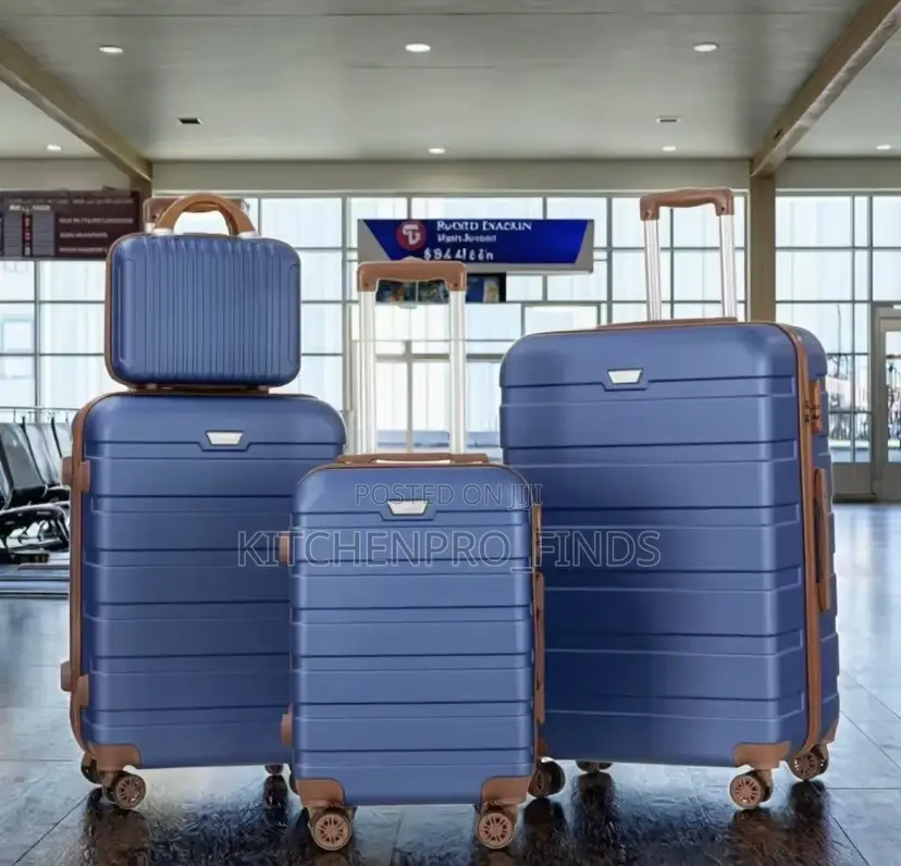 4 Set Travel Suitcases