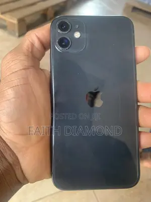 Apple iPhone 11 64 GB Black