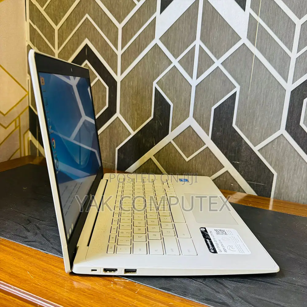 New Laptop HP 4GB Intel Celeron SSD 60GB