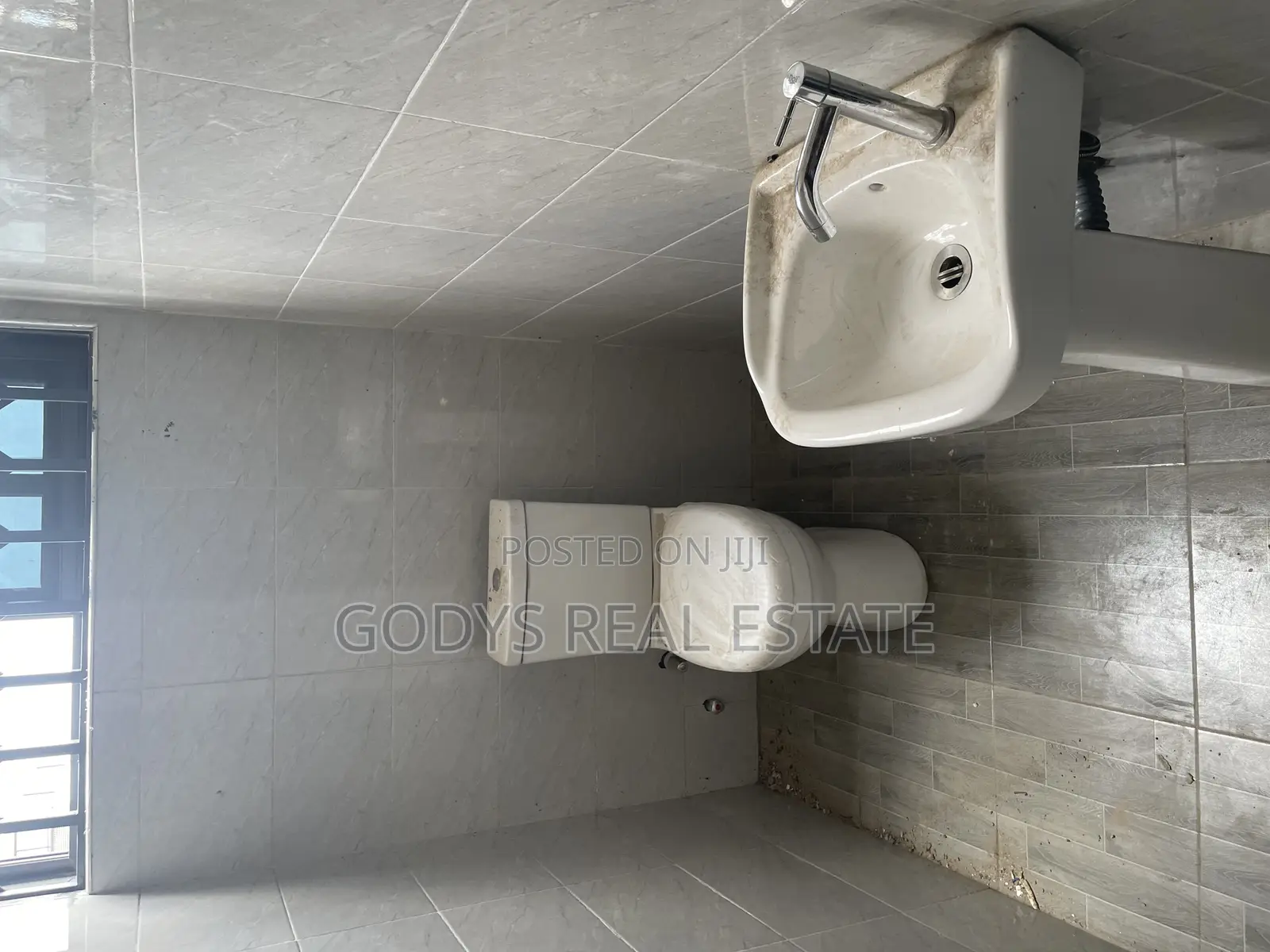 2bdrm Apartment in Obom Road, Kasoa for rent