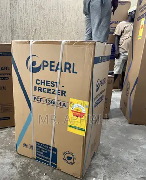 Brand New Pearl PCF-1360-1a 98ltrs Single Door Electric Chest Freezer.