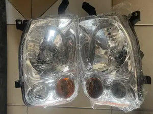 Nissan Hardbody Np300 Headlight (Pair)