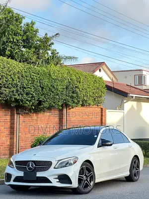 Mercedes-Benz C300 2020 White
