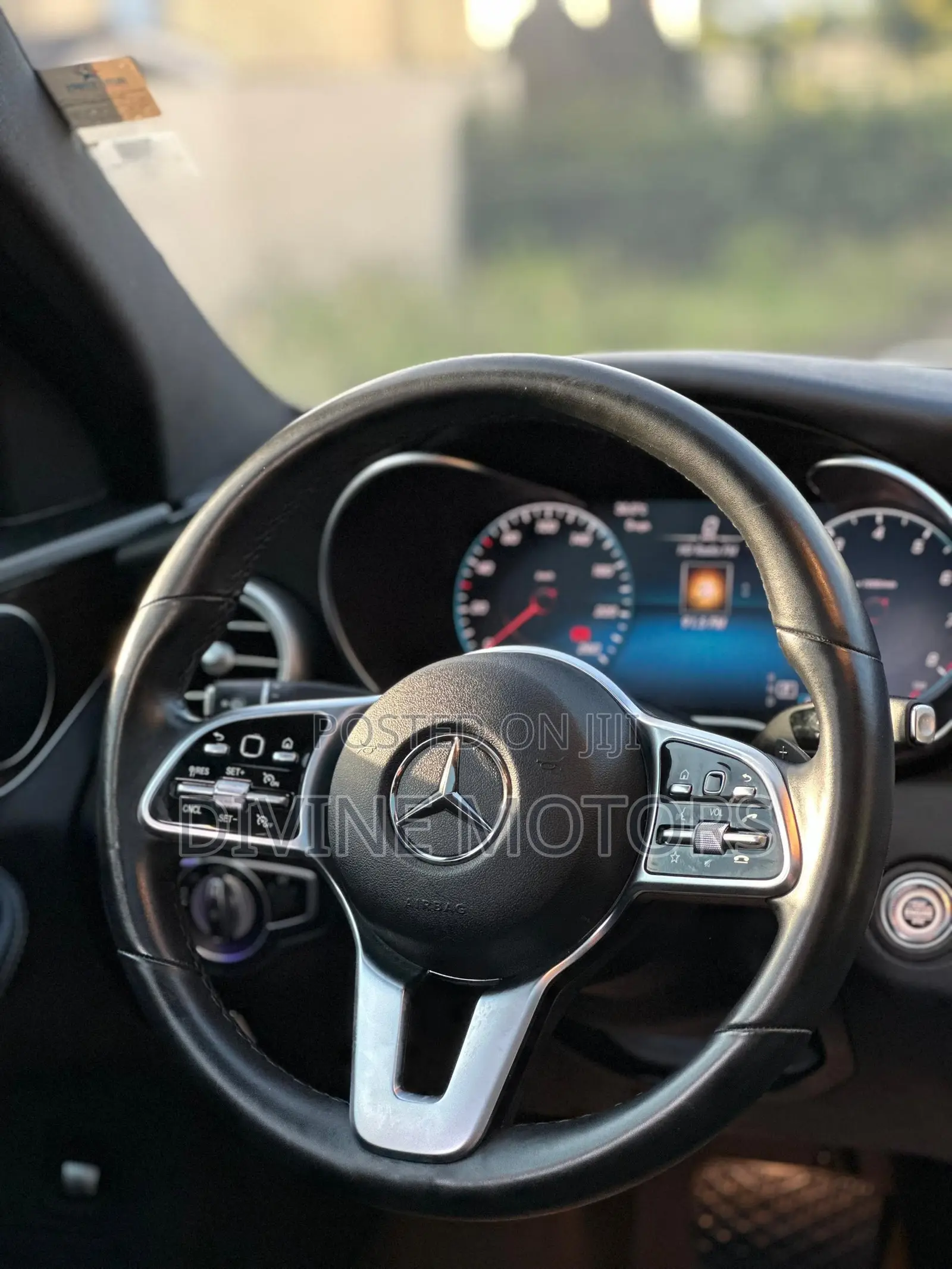Mercedes-Benz C300 2020 White