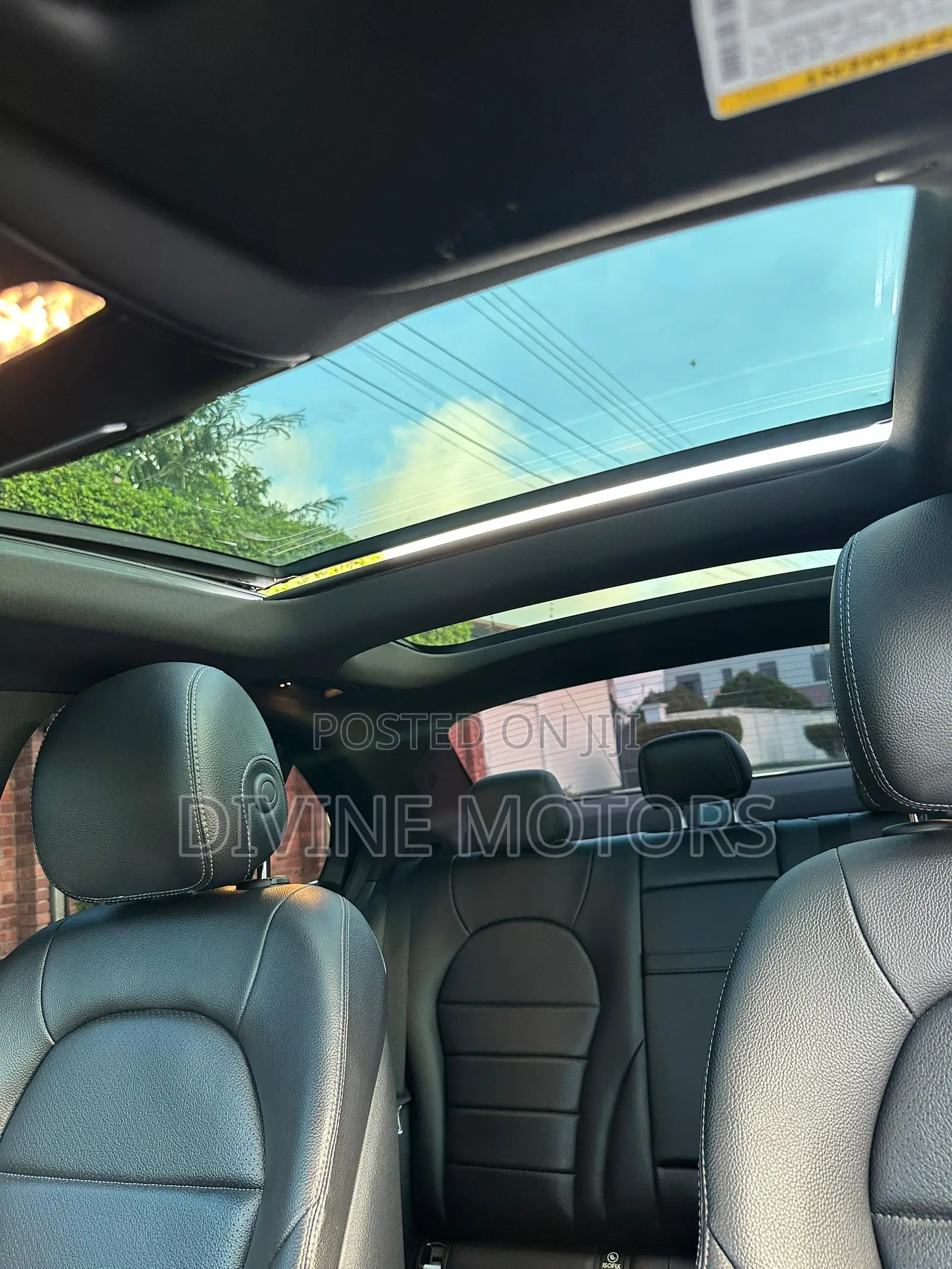 Mercedes-Benz C300 2020 White