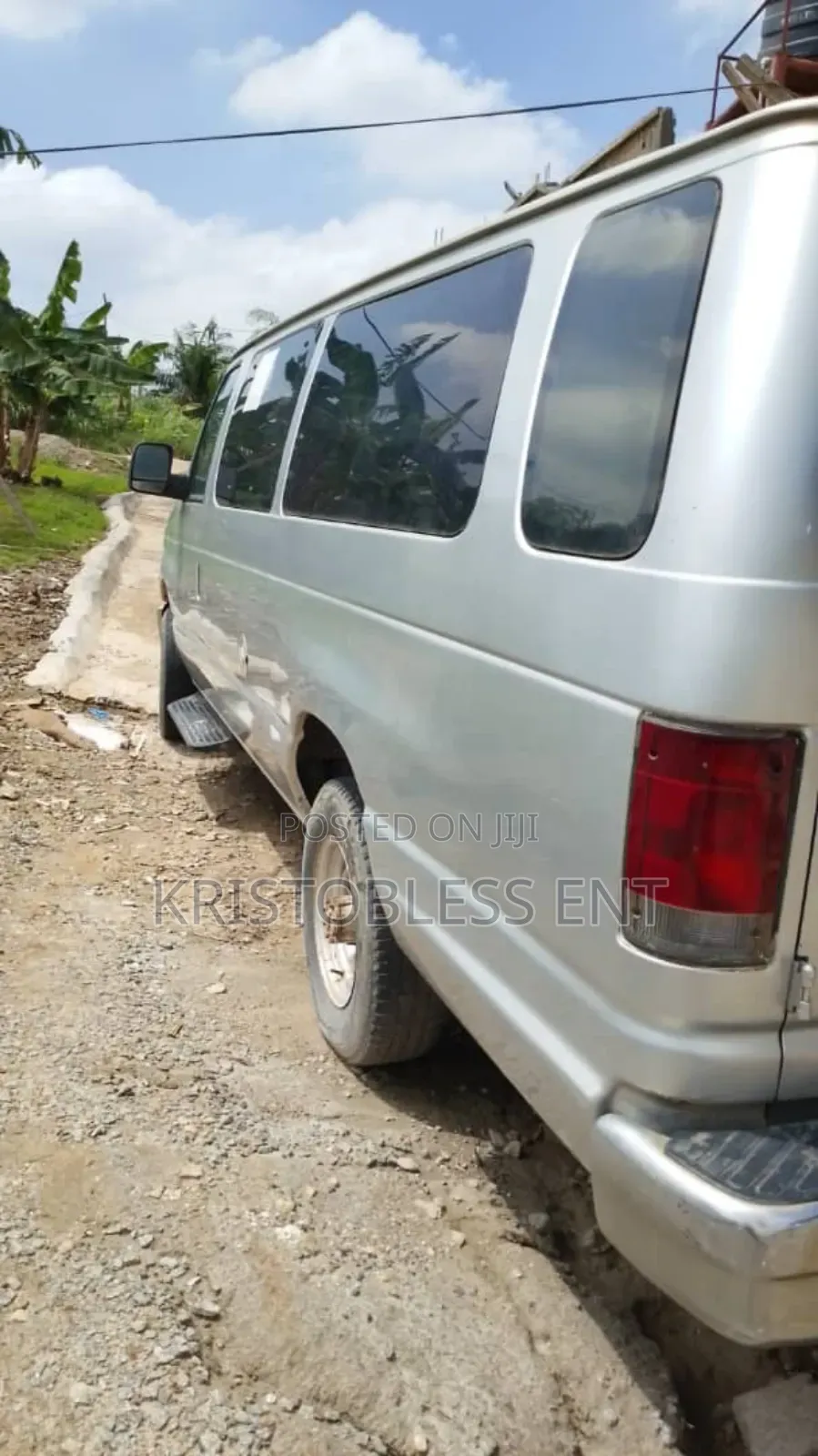 Ford E350 2010 White
