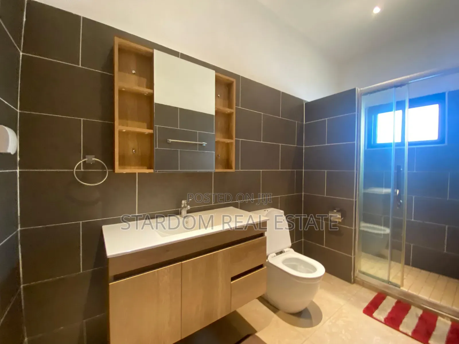 3bdrm Townhouse / Terrace in Agbogba for rent