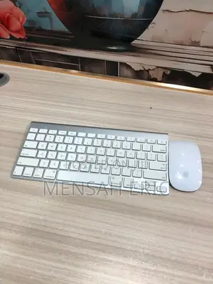 Apple A1314 Blutooth Keyboard And Mouse