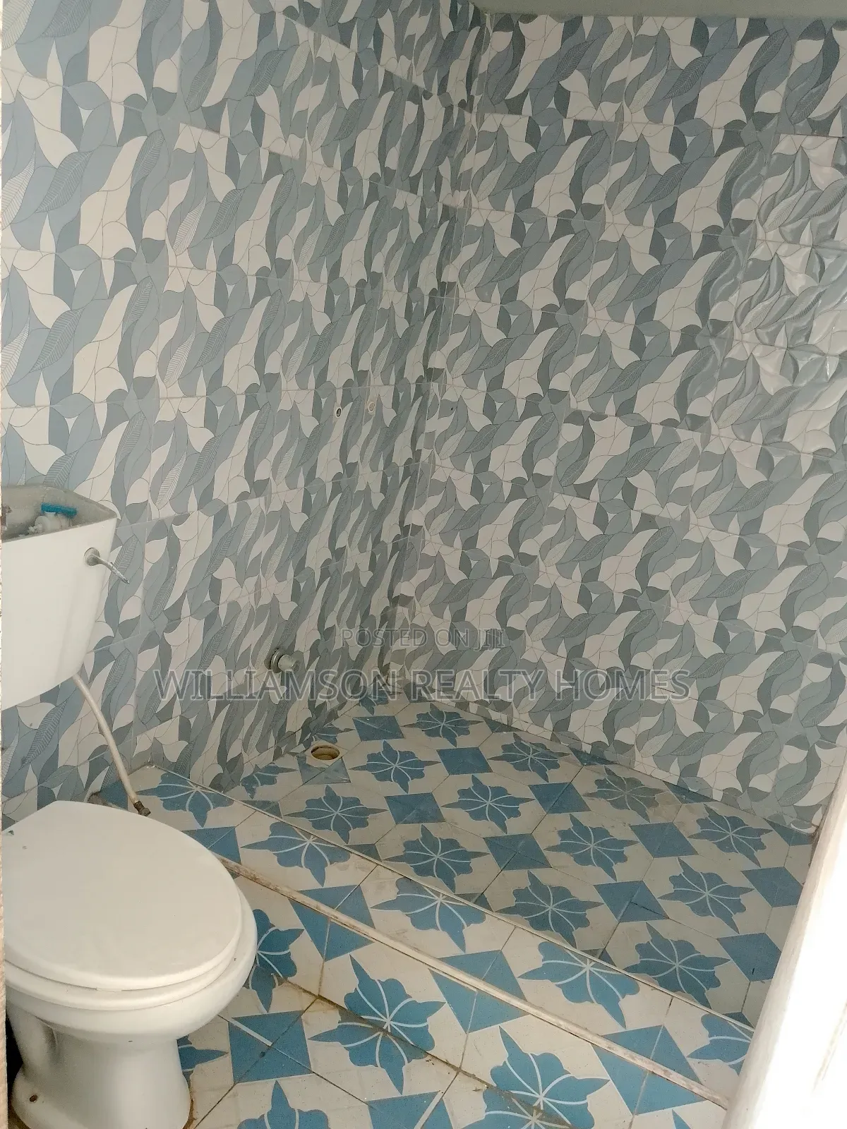1bdrm Apartment in Community 20 Estate, Spintex for rent