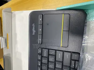 (Usa) Original Logitech Plus Keyboard With Trackpad