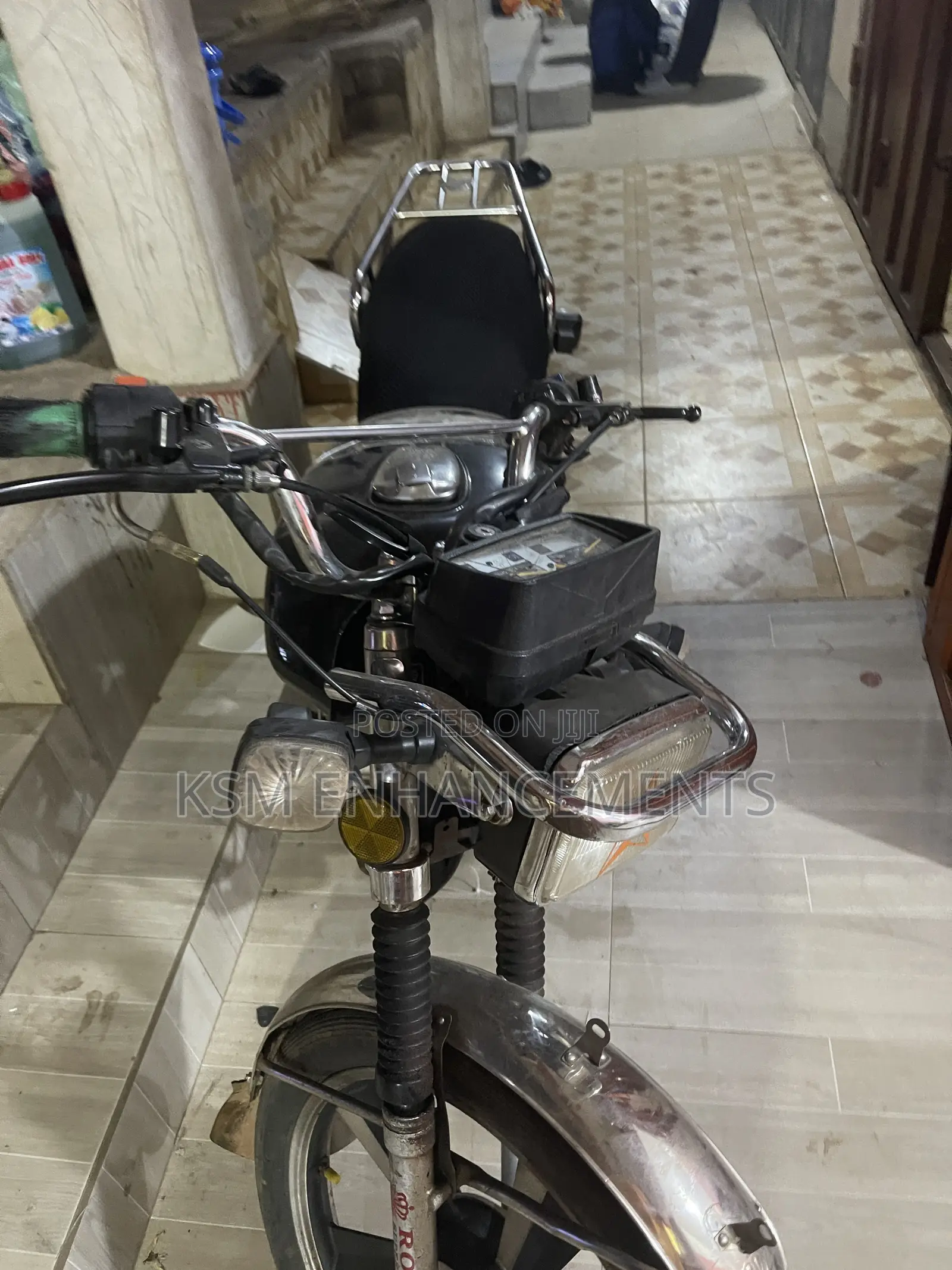 Royal Motorcycle 2024 Black
