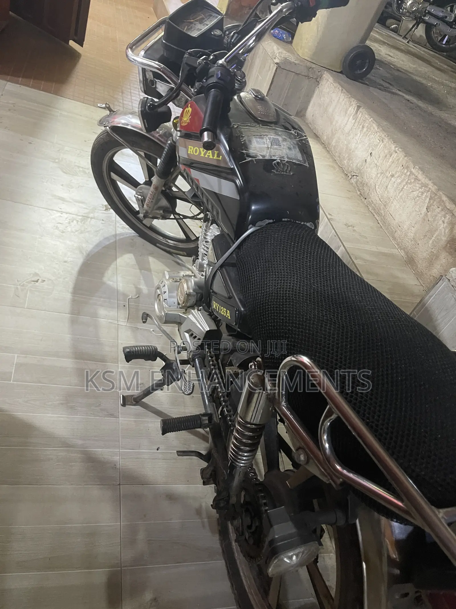 Royal Motorcycle 2024 Black